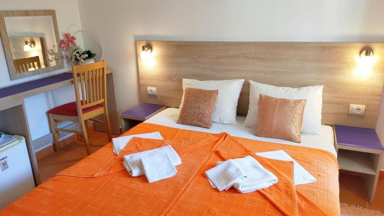 Guesthouse Tri Palme Бечичи Экстерьер фото