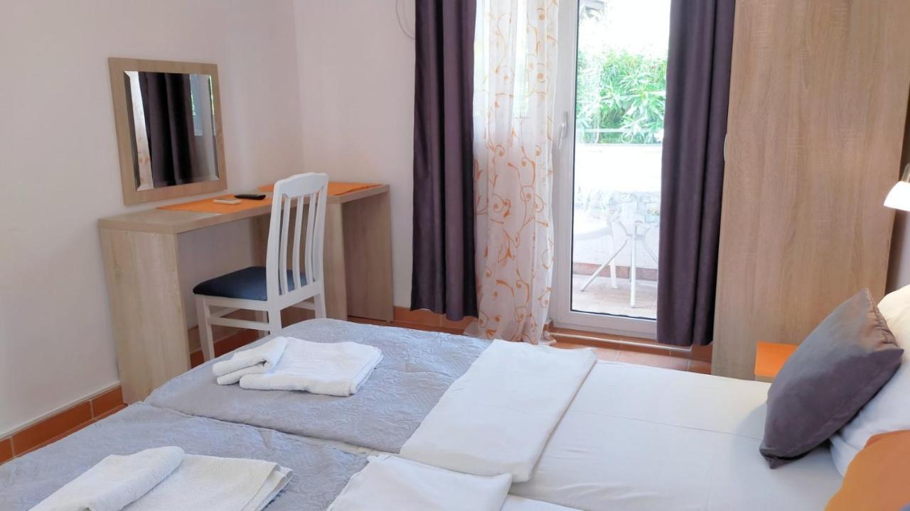 Guesthouse Tri Palme Бечичи Экстерьер фото