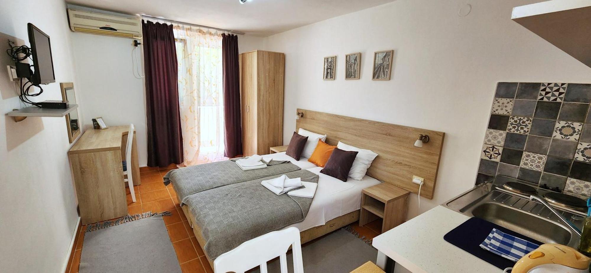 Guesthouse Tri Palme Бечичи Экстерьер фото